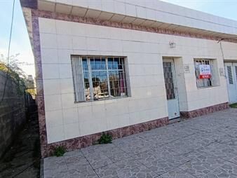 https://www.gallito.com.uy/venta-casa-de-epoca-a-reciclar-500m²-terreno-ubicacio-inmuebles-27926468