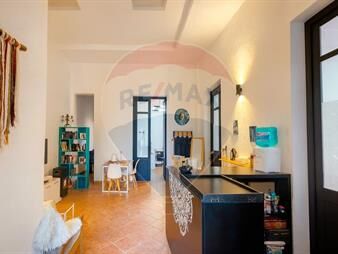 https://www.gallito.com.uy/venta-casa-palermo-3-dorms-baños-patio-crenta-inmuebles-27831436