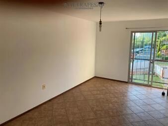 https://web5.gallito.com.uy/apartamento-en-venta-3-dormitorios-1-baño-inmuebles-27926917