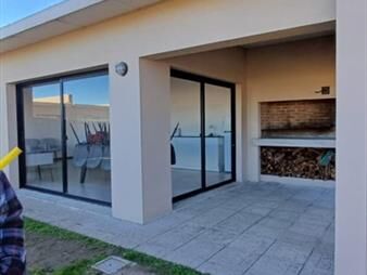 https://www.gallito.com.uy/casa-en-alquiler-2-dormitorios-1-baã±o-patio-inmuebles-27799206
