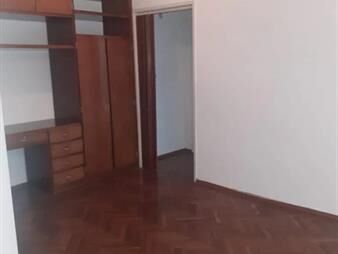 https://www.gallito.com.uy/alquiler-en-pocitos-1-dormitorio-amplio-inmuebles-27927610