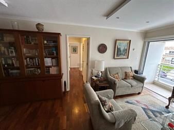 https://www.gallito.com.uy/se-vende-apartamento-dos-dormitorios-y-garage-en-la-rambla-inmuebles-27928935