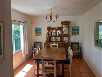 https://www.gallito.com.uy/hermosa-y-amplia-casa-en-san-rafael-inmuebles-27929490