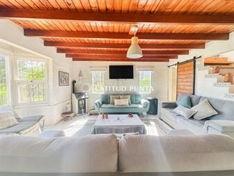 https://www.gallito.com.uy/casa-en-rincã³n-del-indio-3-dormitorios-y-inmuebles-27840408