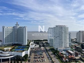 https://web5.gallito.com.uy/apartamento-de-lujo-3-dormitorios-en-suite-2-inmuebles-25631208