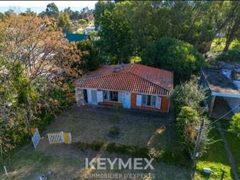 https://www.gallito.com.uy/venta-casa-2-dormitorios-en-araminda-amplio-terreno-y-cerca-inmuebles-27405996