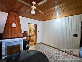 https://www.gallito.com.uy/casa-y-local-en-padron-unico-en-venta-en-la-blanqueada-inmuebles-27936032