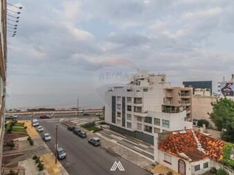 https://www.gallito.com.uy/apto-3-dormitorios-alquiler-malvin-vista-al-mar-inmuebles-27941030