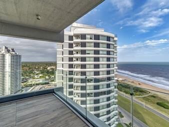 https://www.gallito.com.uy/departamento-en-alquiler-frente-al-mar-playa-brava-inmuebles-27808364