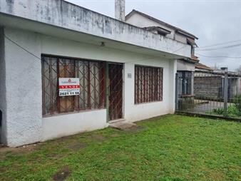 https://www.gallito.com.uy/casa-con-gran-terreno-inmuebles-27941371