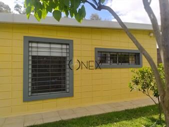 https://www.gallito.com.uy/se-vende-espectacular-casa-en-san-luis-sur-con-inmuebles-27307250