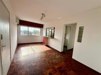https://www.gallito.com.uy/alquiler-apartamento-2-dormitorios-la-blanqueada-inmuebles-27945806