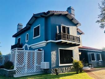 https://www.gallito.com.uy/casa-esquina-en-carrasco-emblematica-inmuebles-27946173