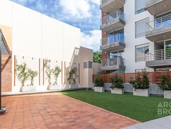 https://www.gallito.com.uy/apartamento-de-2-dormitorios-en-venta-en-tres-cruces-inmuebles-27874446