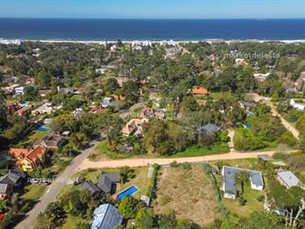 https://web5.gallito.com.uy/terreno-918m2-rincon-del-indio-inmuebles-27950691