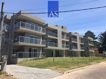 https://web5.gallito.com.uy/apartamento-a-estrenar-en-la-mansa-2-dormitorios-inmuebles-27859596