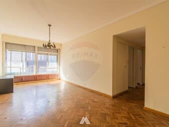 https://www.gallito.com.uy/venta-apartamento-tres-dormitorios-servicio-centro-inmuebles-27954830