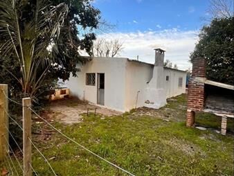 https://www.gallito.com.uy/casa-en-venta-cabaña-en-paso-de-los-toros-terreno-de-100-inmuebles-27958866