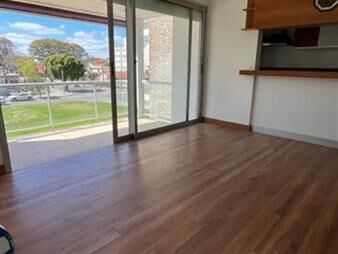 https://www.gallito.com.uy/apartamento-en-alquiler-1-dormitorio-1-baño-y-inmuebles-27958943