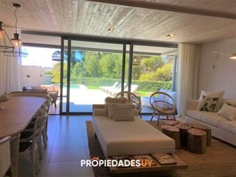 https://www.gallito.com.uy/apartamento-en-venta-en-brava-punta-del-este-inmuebles-20498266
