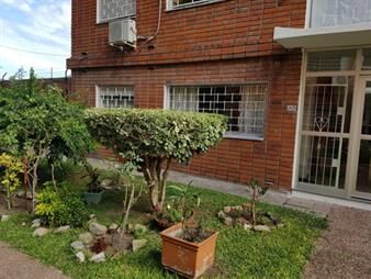 https://www.gallito.com.uy/apartamento-3-dormitorios-planta-baja-zona-la-inmuebles-27960205