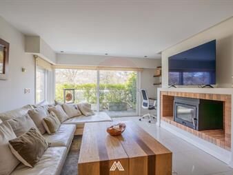 https://www.gallito.com.uy/venta-apto-3-dormitorios-2-garajes-carrasco-sur-inmuebles-27962742