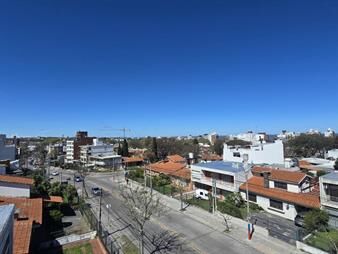 https://www.gallito.com.uy/venta-de-apartamento-dos-dormitorios-en-malvin-inmuebles-27963112