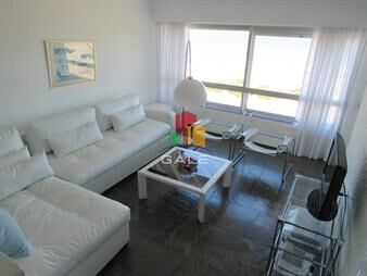 https://www.gallito.com.uy/apartamento-en-venta-frente-al-mar-playa-brava-inmuebles-27657359