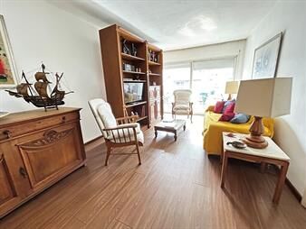 https://www.gallito.com.uy/alquiler-apartamento-con-muebles-villa-biarritz-2-dormitori-inmuebles-27963568