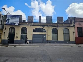 https://www.gallito.com.uy/venta-local-comercial-alquilado-ciudad-vieja-renta-anual-7-inmuebles-27968435