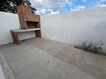 https://www.gallito.com.uy/venta-casa-parque-rivera-2-dorm-patio-parrillero-c-inmuebles-27968474