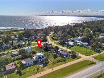 https://www.gallito.com.uy/venta-terreno-playa-hermosa-a-metros-del-mar-inmuebles-27968970