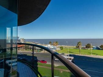 https://www.gallito.com.uy/venta-apto-puerto-del-buceo-3-suites-2-garages-inmuebles-27907335