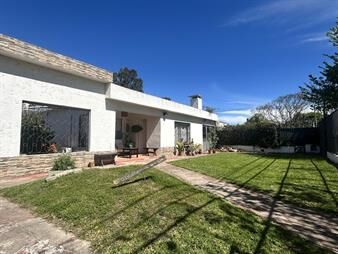 https://www.gallito.com.uy/venta-casa-solymar-tres-dormitorios-inmuebles-27972079