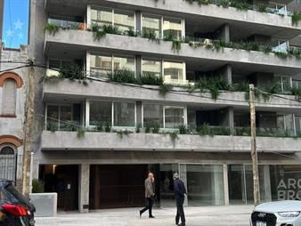 https://www.gallito.com.uy/venta-local-comercial-con-renta-en-punta-carretas-inmuebles-27972100