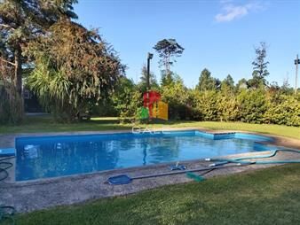 https://www.gallito.com.uy/hermosa-casa-en-venta-en-beverly-hills-de-5-con-y-inmuebles-27972134