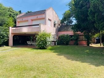 https://www.gallito.com.uy/casa-en-venta-y-alquiler-50-metros-de-la-playa-inmuebles-27125787