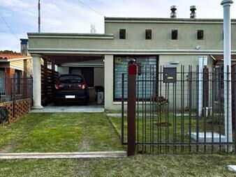 https://www.gallito.com.uy/venta-lagomar-sur-2-dormitorios-cochera-inmuebles-27968158