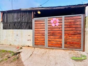 https://www.gallito.com.uy/alquiler-de-amplia-casa-en-barrio-cerro-inmuebles-27976376