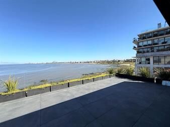 https://www.gallito.com.uy/venta-penthouse-duplex-vista-al-mar-punta-gorda-inmuebles-27976421
