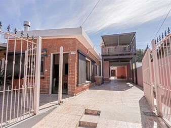 https://www.gallito.com.uy/casa-venta-2-dormitorios-en-san-carlos-inmuebles-27976799