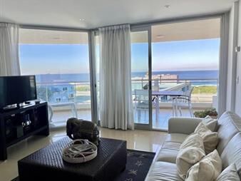 https://www.gallito.com.uy/venta-apartamento-de-4-dormitorios-y-4-baños-con-inmuebles-27581803