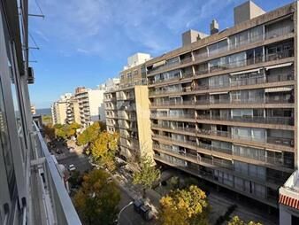https://www.gallito.com.uy/venta-apartamento-3-dormitorios-pocitos-juan-maria-perez-y-inmuebles-27874952