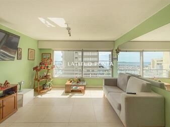 https://www.gallito.com.uy/apartamento-en-peninsula-con-vista-al-puerto-2-inmuebles-27977180