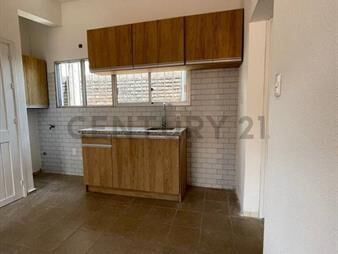 https://www.gallito.com.uy/excelente-apto-malvin-1-dorm-y-medio-reciclado-a-nuevo-inmuebles-27977297