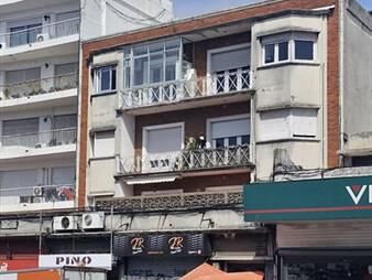 https://www.gallito.com.uy/venta-apartamento-2-dorm-en-paso-molino-agraciada-inmuebles-27977772