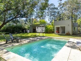 https://www.gallito.com.uy/alquiler-temporal-casa-3-dormitorios-en-design-village-inmuebles-27981341