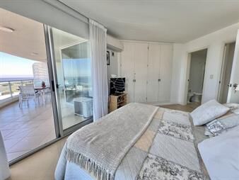 https://www.gallito.com.uy/venta-apartamento-de-4-dormitorios-y-4-baños-con-inmuebles-27981465
