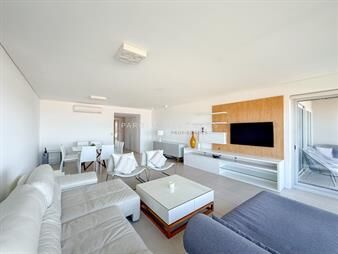 https://www.gallito.com.uy/apartamento-en-venta-de-2-dormitorios-y-de-en-le-inmuebles-27688172