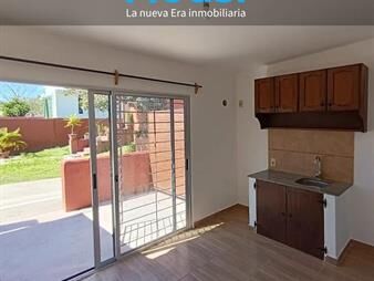 https://www.gallito.com.uy/casa-en-alquiler-1-dormitorio-cochera-bien-ubicado-solymar-inmuebles-27984464